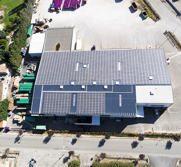 centrale photovoltaïque dans les Bouches-du-Rhône